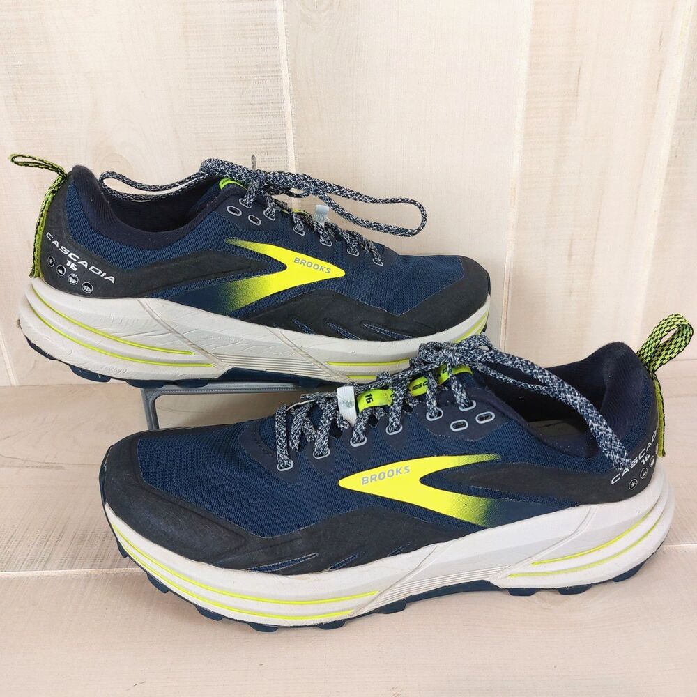 Brooks Cascadia 16 Trail Running Shoes Men's Size 8.5 Blue Black Hiking Sneakers